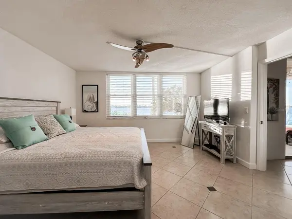 7920 SUN ISLAND DR S #102, South Pasadena, FL 33707