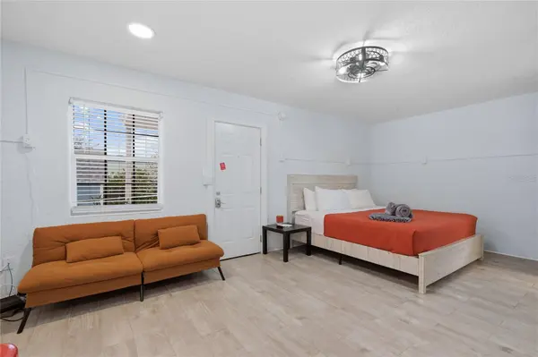 602 POINSETTIA AVE, Clearwater Beach, FL 33767