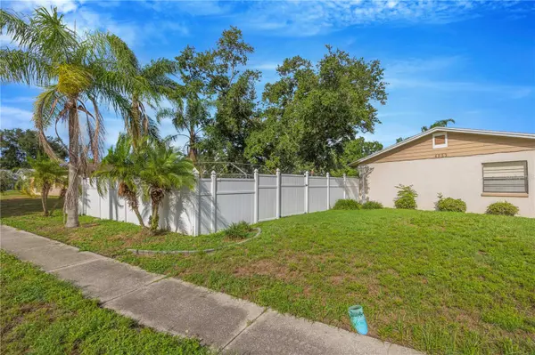 4953 PENNSBURY DR, Tampa, FL 33624