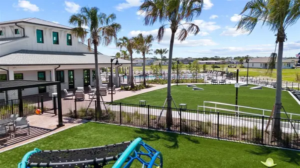 325 HOLLY BANK AVE, Nokomis, FL 34275