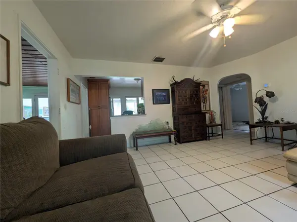 2007 E RAMPART ST, Tampa, FL 33604