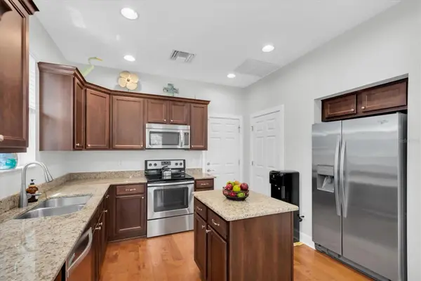 208 CUTLASS WAY, Oldsmar, FL 34677