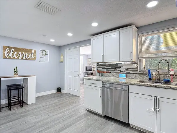 5913 APPLETREE RD, Holiday, FL 34690