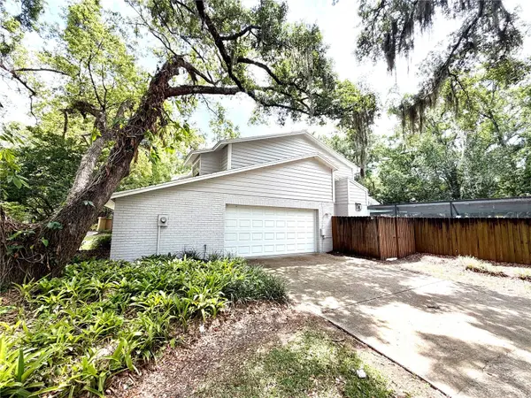 14904 LAKE FOREST DR, Lutz, FL 33559