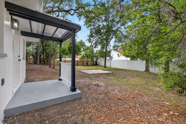 7806 E 114TH AVE, Tampa, FL 33617