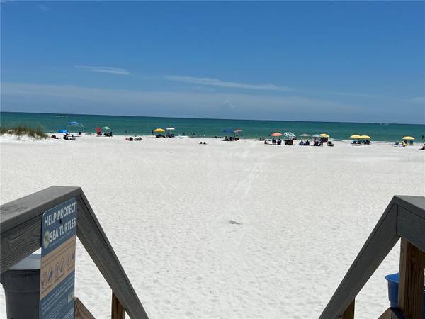 11650 CAPRI CIR S #204, Treasure Island, FL 33706