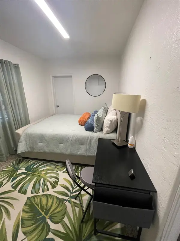 128 RIDGEWOOD AVE, Daytona Beach, FL 32117