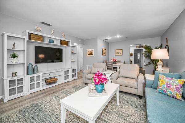5216 81ST ST N #5, St Petersburg, FL 33709
