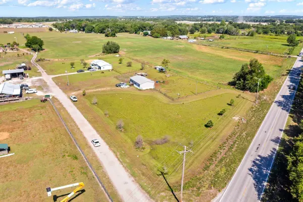 12011 OLD LAKELAND HWY, Dade City, FL 33525