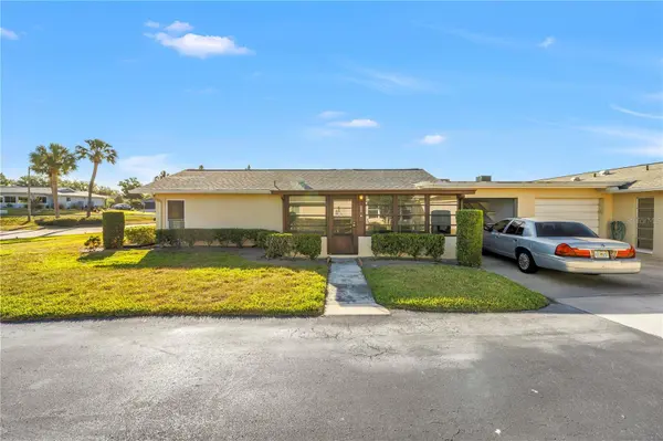 2740 HIGHLANDS BLVD #B, Palm Harbor, FL 34684