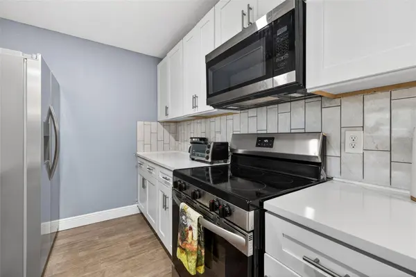 5810 VENETIAN BLVD NE, St Petersburg, FL 33703
