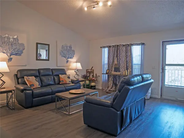 2021 SHANGRILA DR #56, Clearwater, FL 33763