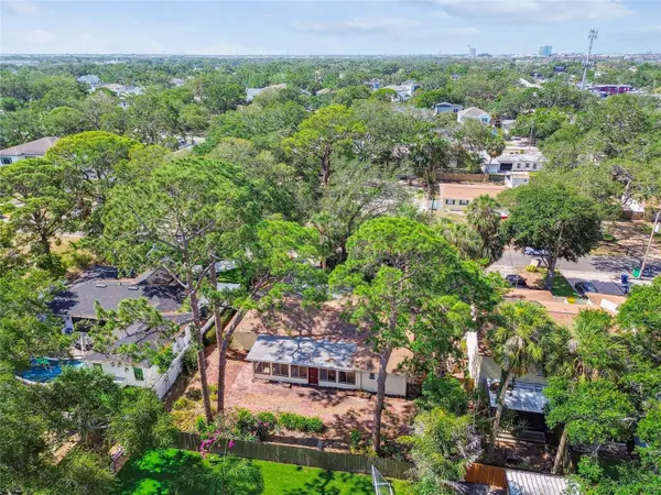 4711 W VASCONIA ST, Tampa, FL 33629
