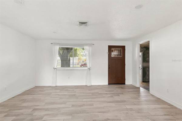 5557 146TH TER N, Clearwater, FL 33760