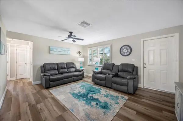 2155 EDYTHE DR, Dunedin, FL 34698
