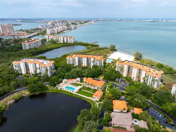 4737 DOLPHIN CAY LN S #407, St Petersburg, FL 33711