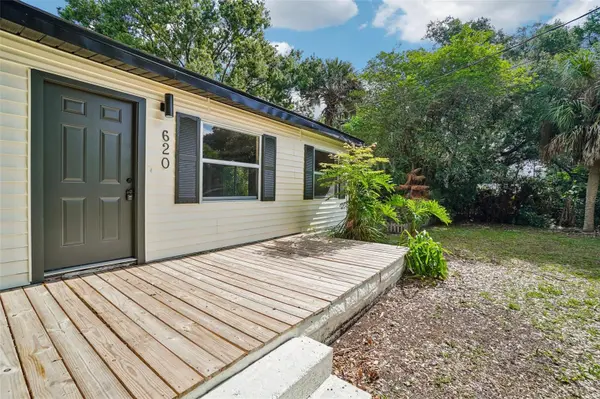 620 2ND ST, Polk City, FL 33868