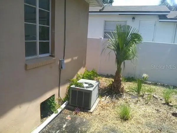 2040 22ND AVE S, St Petersburg, FL 33712