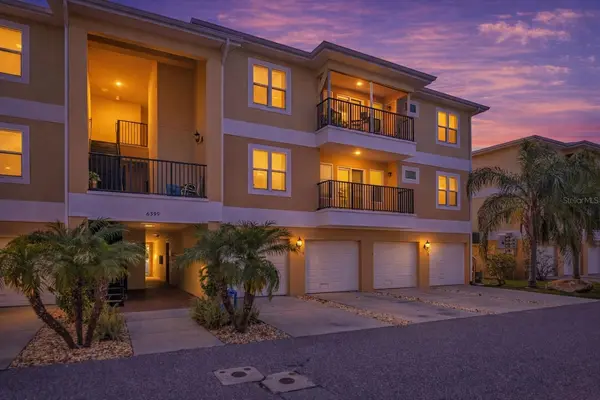 6395 BANYAN BLVD #303, New Port Richey, FL 34652