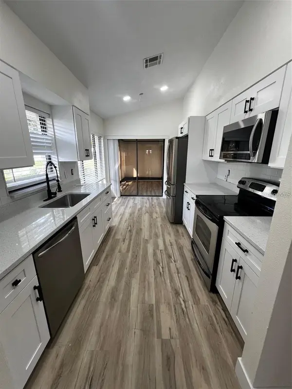 339 PEMBROKE LN S #228, Venice, FL 34293