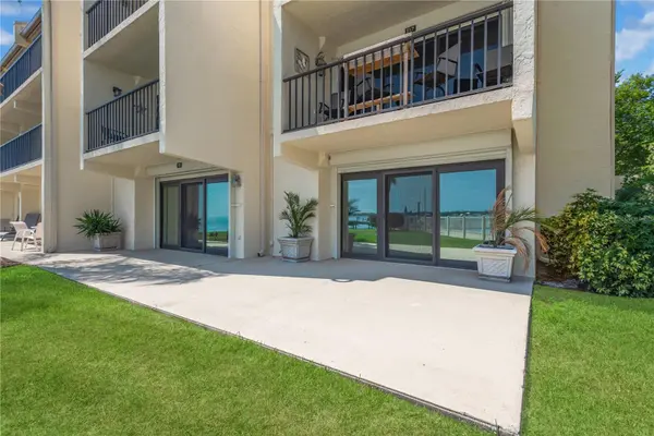7520 SUNSHINE SKYWAY LN S #P5, St Petersburg, FL 33711