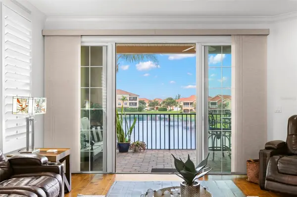 6 ACADEMY WAY S #221, St Petersburg, FL 33711