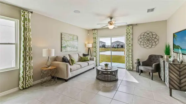 2379 BENDER DR, Zephyrhills, FL 33541