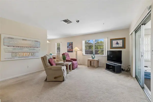 6432 SPRING HILL DR, Spring Hill, FL 34606