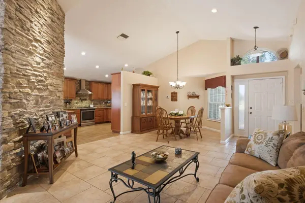 3228 BENTLEY DR, Palm Harbor, FL 34684