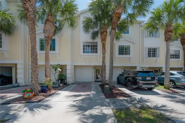 119 BRENT CIR, Oldsmar, FL 34677