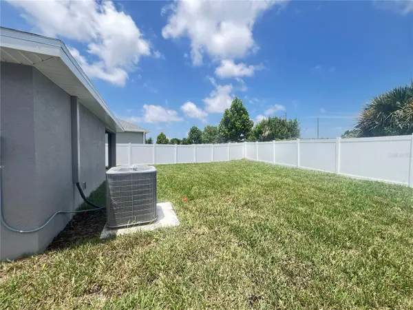 9443 HIGHLAND HILLS DR ST, Hudson, FL 34667