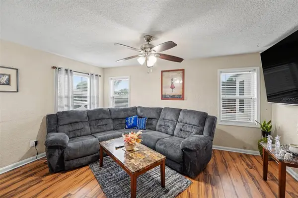 1464 DRUID RD E, Clearwater, FL 33756