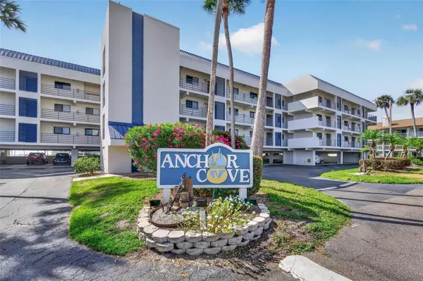 363 PINELLAS BAYWAY S #42, St Petersburg, FL 33715