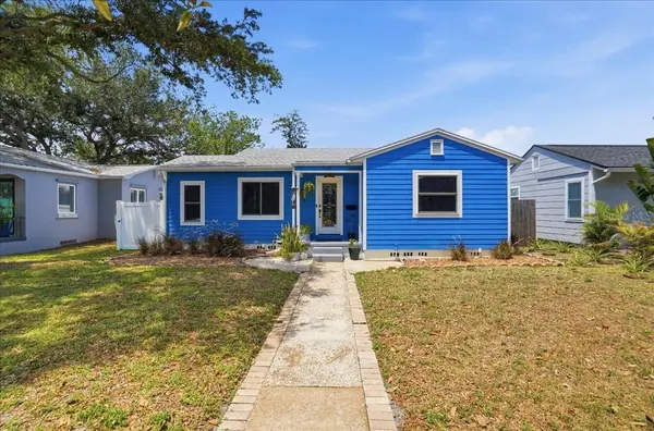 3145 8TH AVE N, St Petersburg, FL 33713