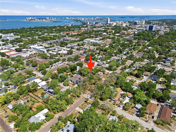 831 GRAND CENTRAL ST, Clearwater, FL 33756