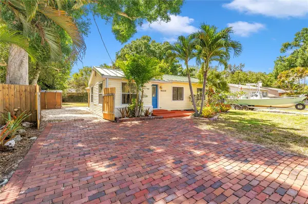 5032 19TH ST N, St Petersburg, FL 33714