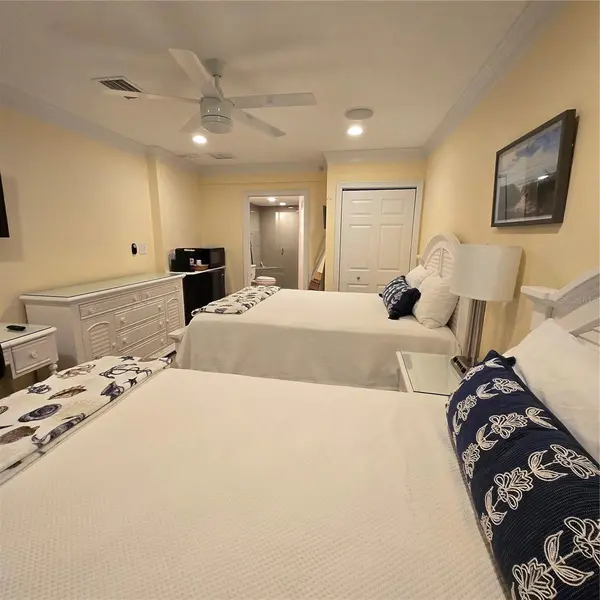 36750 US HIGHWAY 19 N #11-104, Palm Harbor, FL 34683