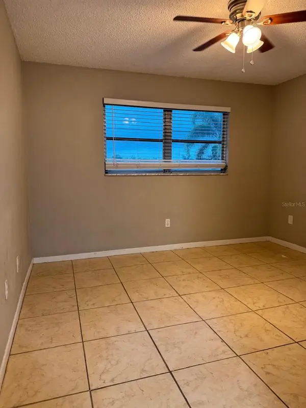 6080 22ND AVE N #5, St Petersburg, FL 33710