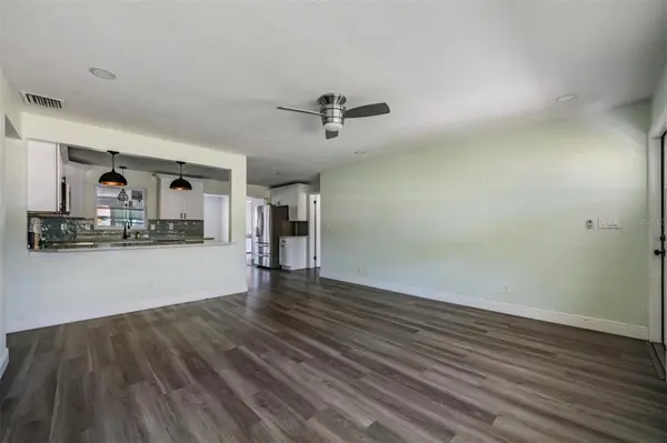 3920 WAHOO DR SE, St Petersburg, FL 33705