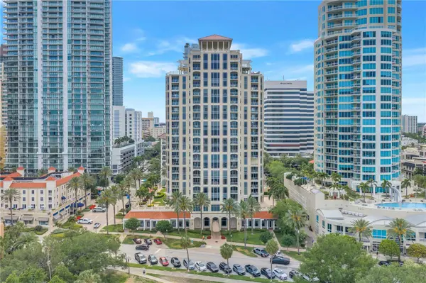 100 BEACH DR NE #702, St Petersburg, FL 33701