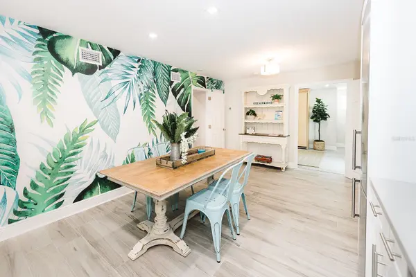 106 E BAY DR, Treasure Island, FL 33706