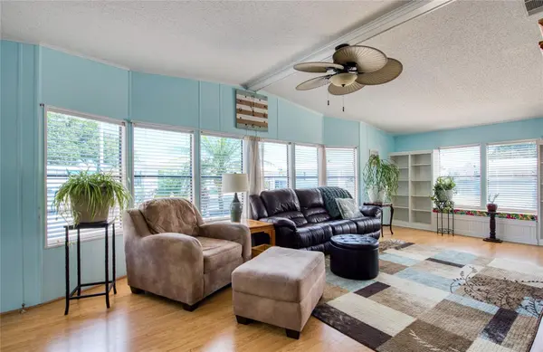 228 TARPON LN, Oldsmar, FL 34677