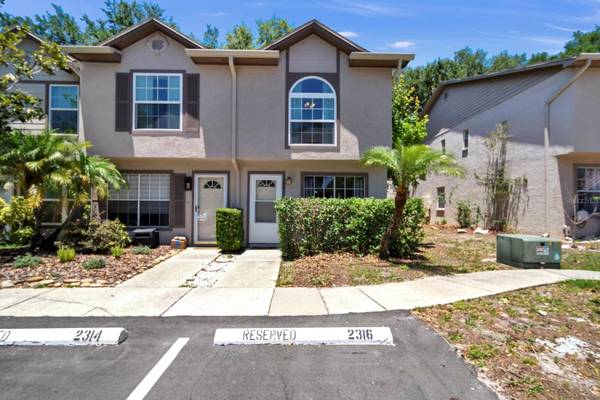 2316 FLETCHERS POINT CIR, Tampa, FL 33613