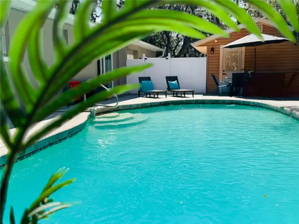 414 JOYCE AVE, Temple Terrace, FL 33617