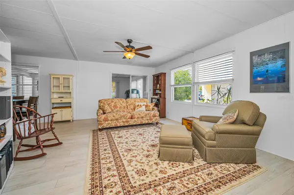 3230 LANARK DR, Holiday, FL 34690