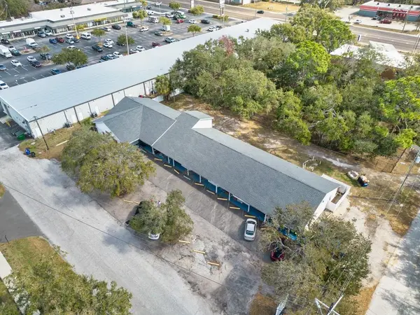 7414 COMMERCE ST #102, Riverview, FL 33578
