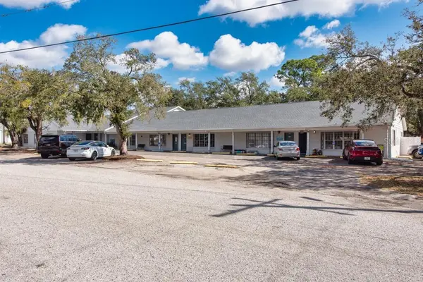 7414 COMMERCE ST #102, Riverview, FL 33578