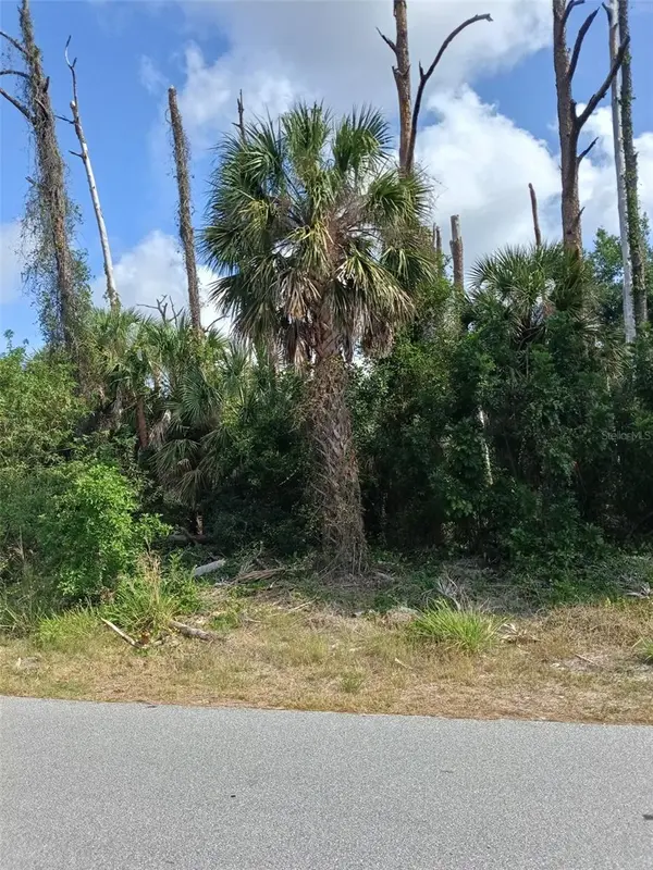 15082 COMMUNITY AVE, Port Charlotte, FL 33953