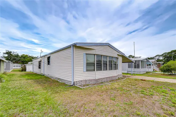 35804 BRISA DR, Zephyrhills, FL 33541