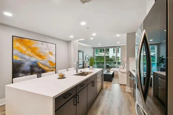 912 CHANNELSIDE DR #2316, Tampa, FL 33602